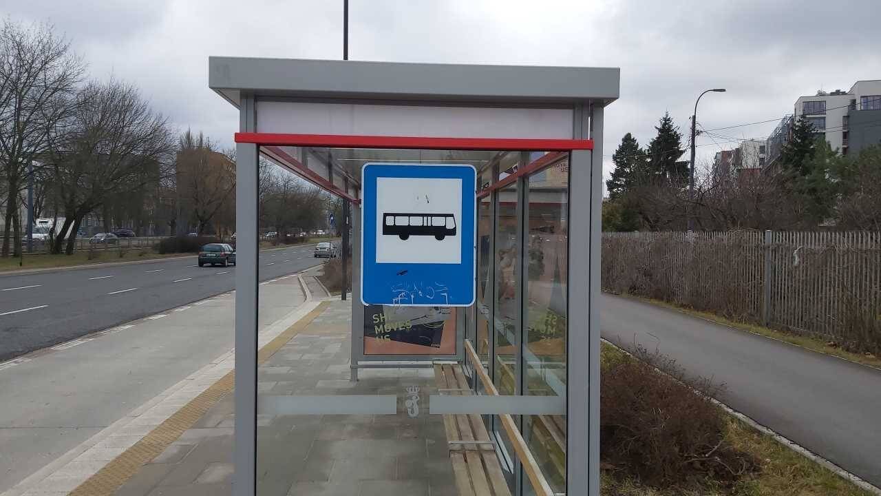 Parkowanie na przystanku autobusowym